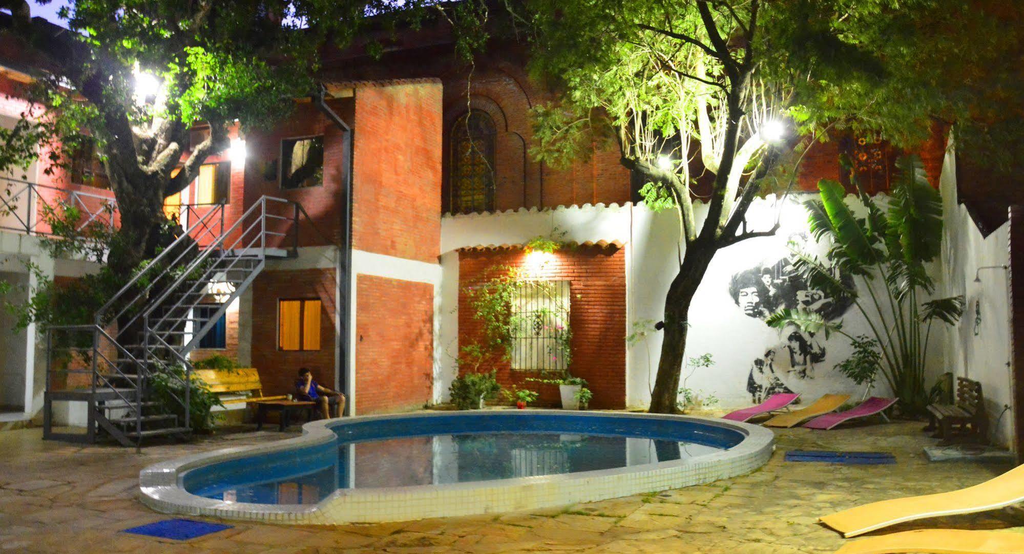 El Viajero Asuncion Hostel & Suites Kültér fotó